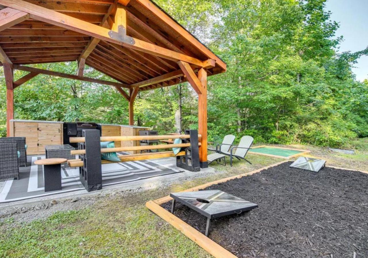 Fabulous Pet-Friendly, Family Cabin With Outdoor Kitchen, Hot Tub, Sauna, Fireplace, Theater Room, Arcade, Pool Table, And Fire Pit Within Minuties Of Dollywood Sevierville Buitenkant foto